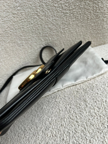 Gucci Black Small Arli Shoulder Bag