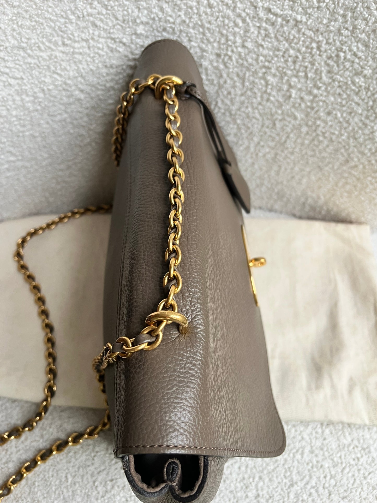 Mulberry Clay Medium Lily with Gold Hardware (RRP £1095)