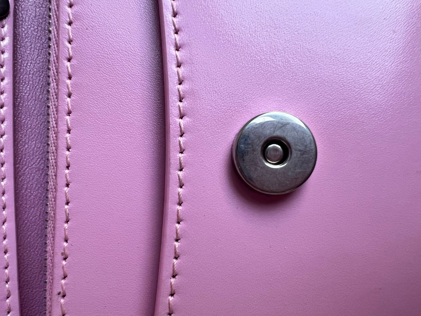 Balenciaga Pink Hourglass Wallet on Chain (RRP £1190)