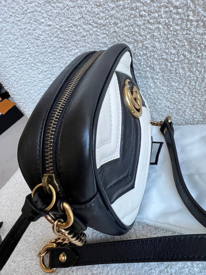 Gucci GG Black and White Marmont Mini Shoulder Bag (RRP £1,360)