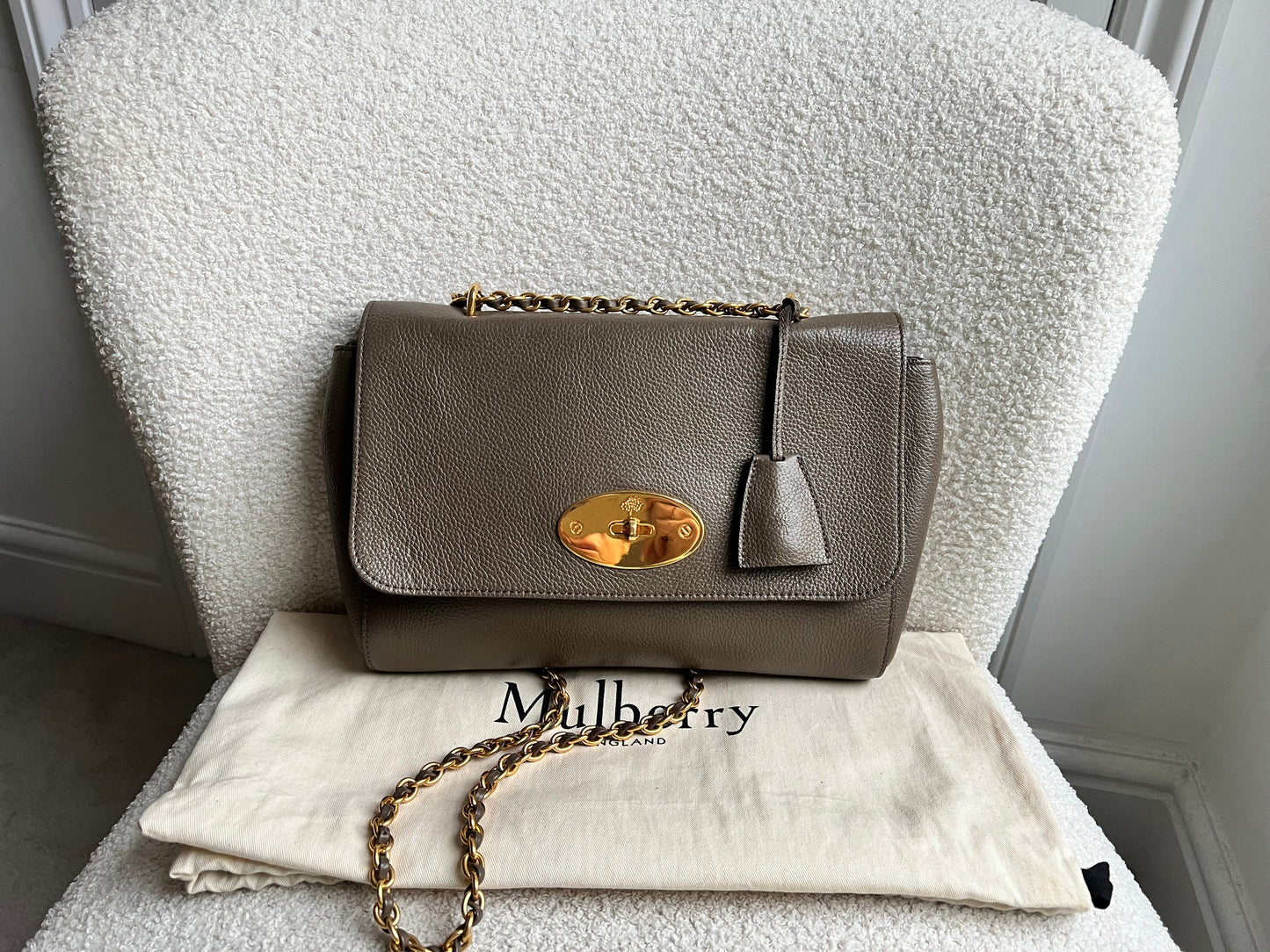 Mulberry Clay Medium Lily with Gold Hardware (RRP £1095)