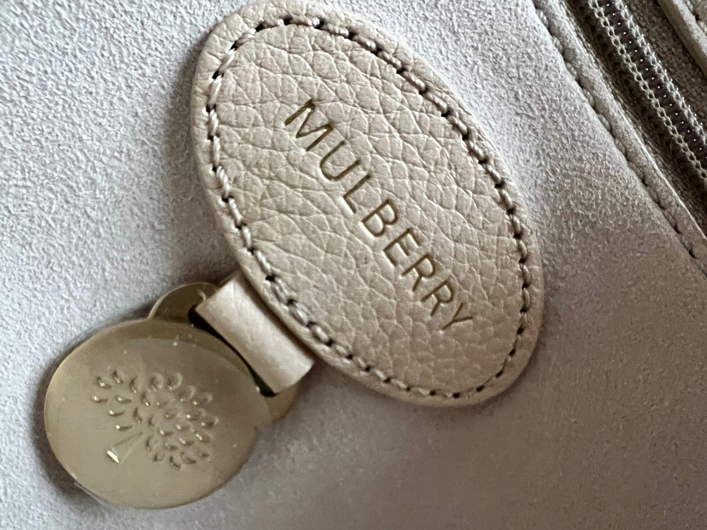 Mulberry Buttercream Regular Lily with Gold Hardware (RRP £995)