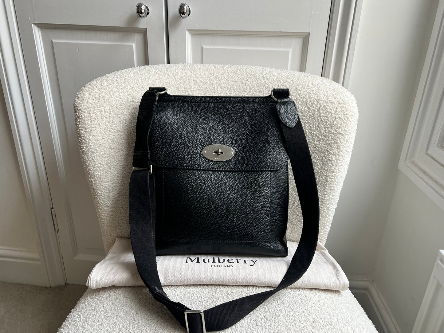 Mulberry Large Black Antony (RRP £825)