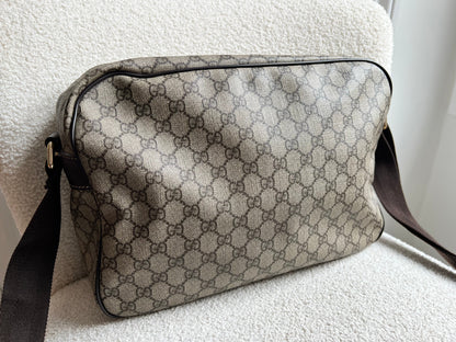 Gucci GG Supreme Canvas Shoulder Bag