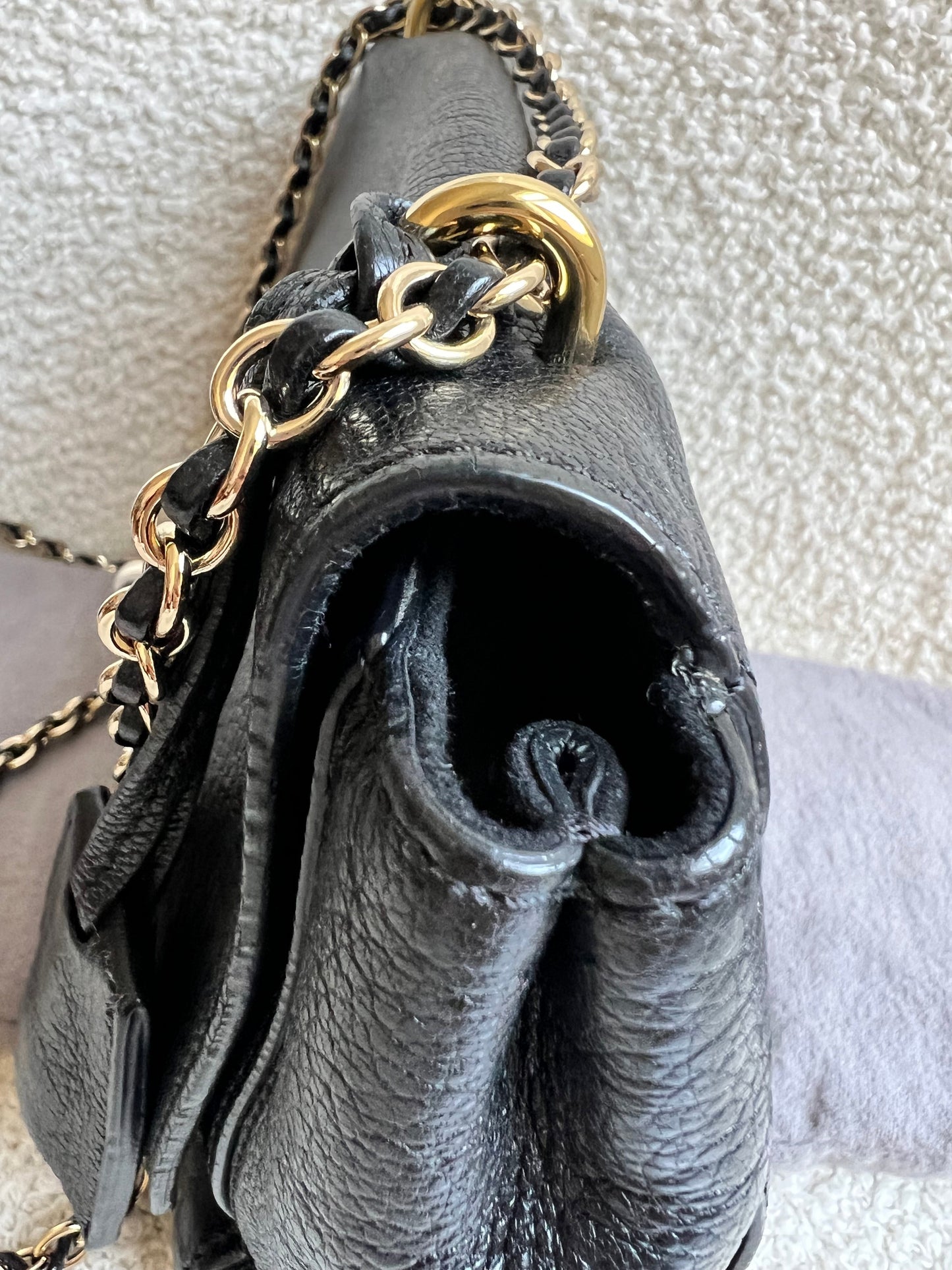 Mulberry Black Regular Lily with Gold Hardware (RRP £995)