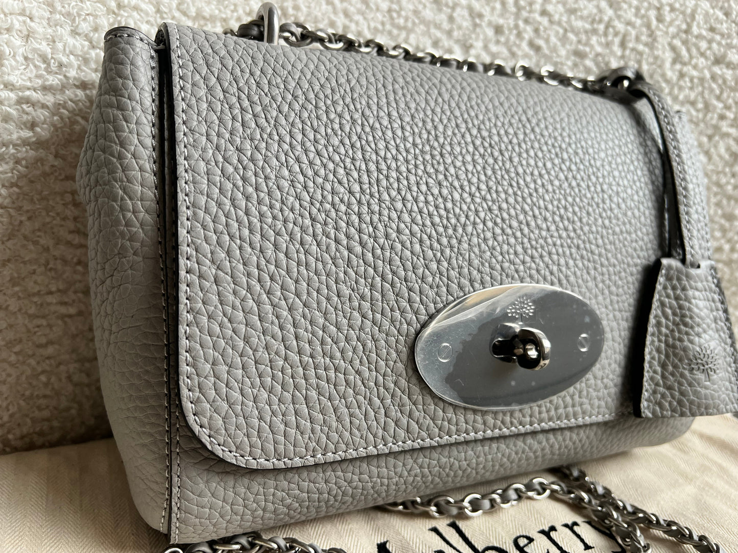 Mulberry Pale Grey Regular Lily Heavy Grain (RRP £1095)