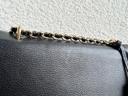 Mulberry Black Medium Lily with Gold Hardware (RRP £1195)