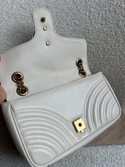 Gucci GG White Marmont Small Shoulder Bag (RRP £1890)