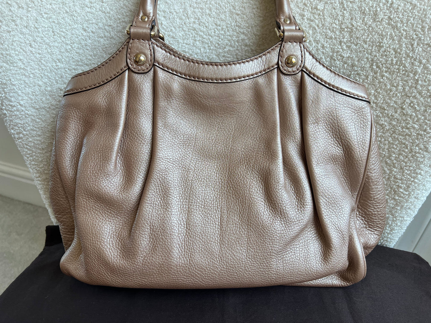 Gucci Winter Rose Leather Medium Sukey Tote Bag