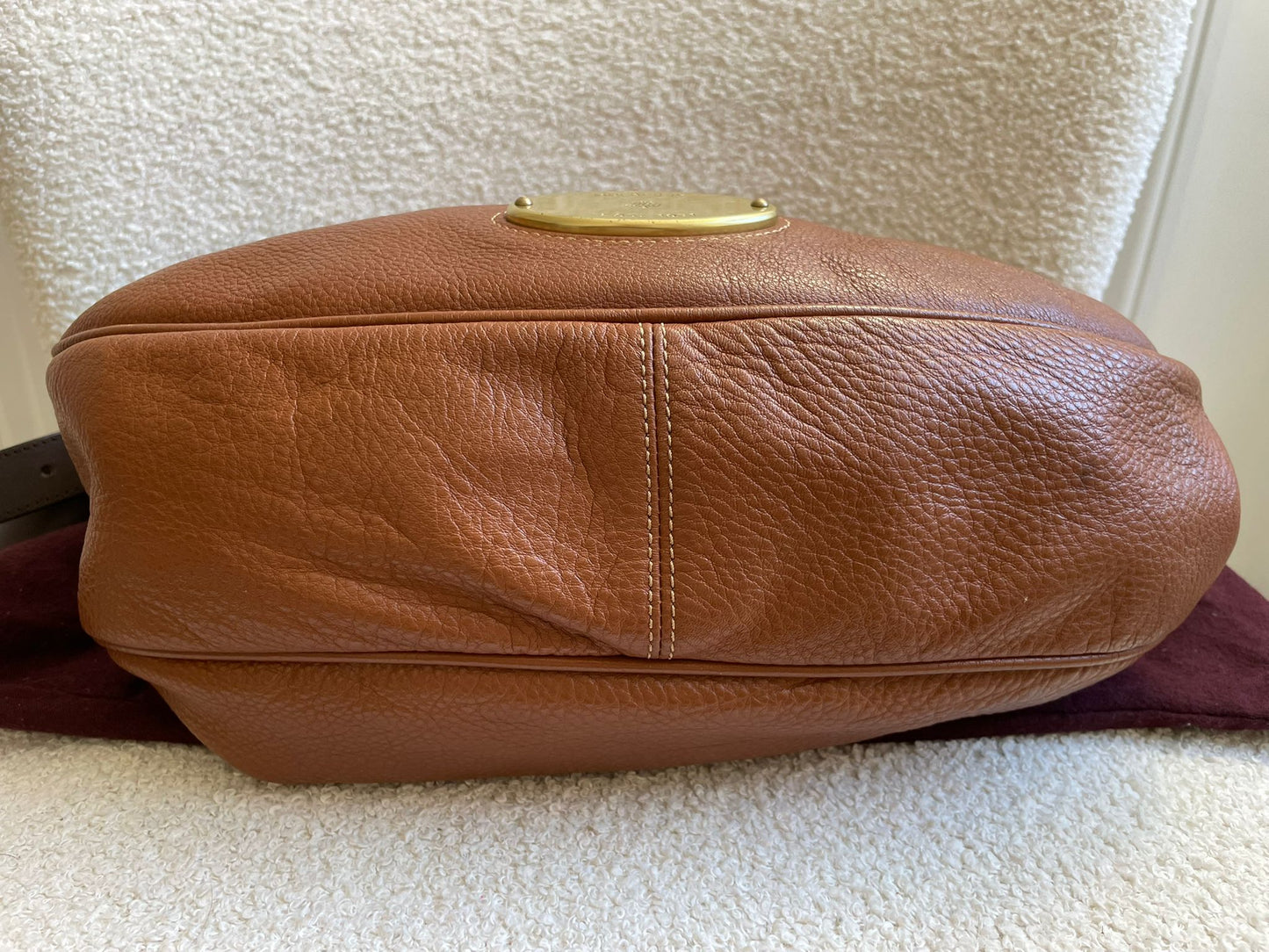 Mulberry Oak Mitzy Messenger