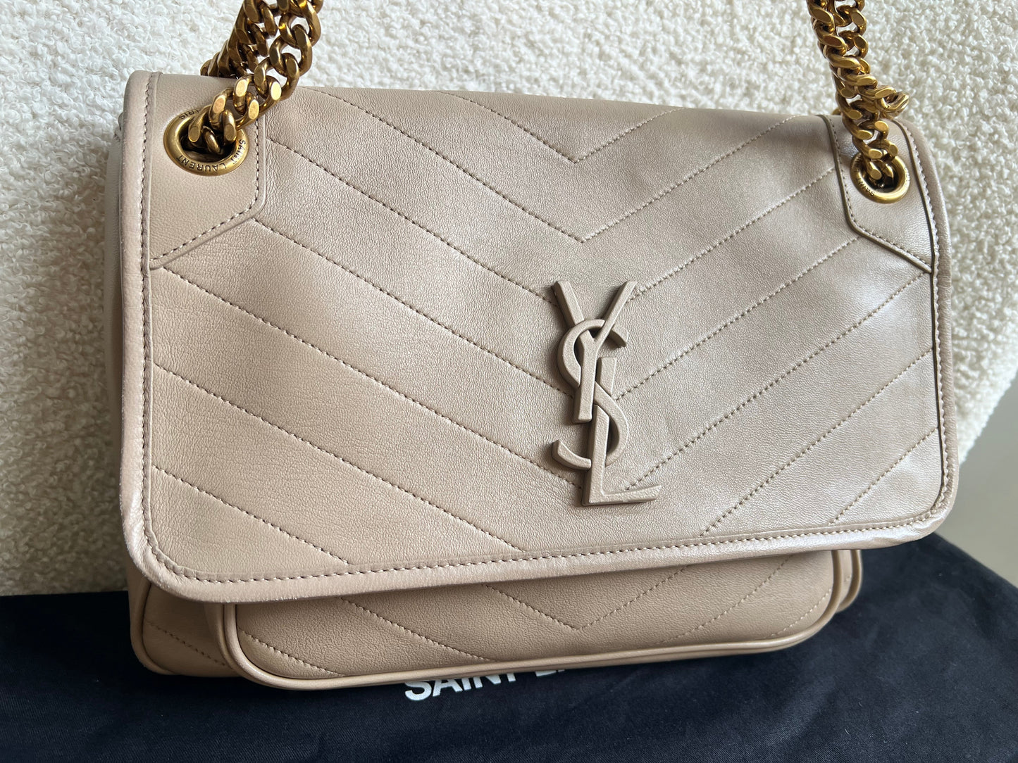Yves Saint Laurent (YSL) Beige Medium Niki Chain Bag (RRP £2500)
