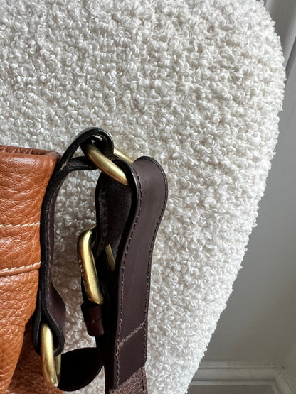 Mulberry Oak Mitzy Messenger