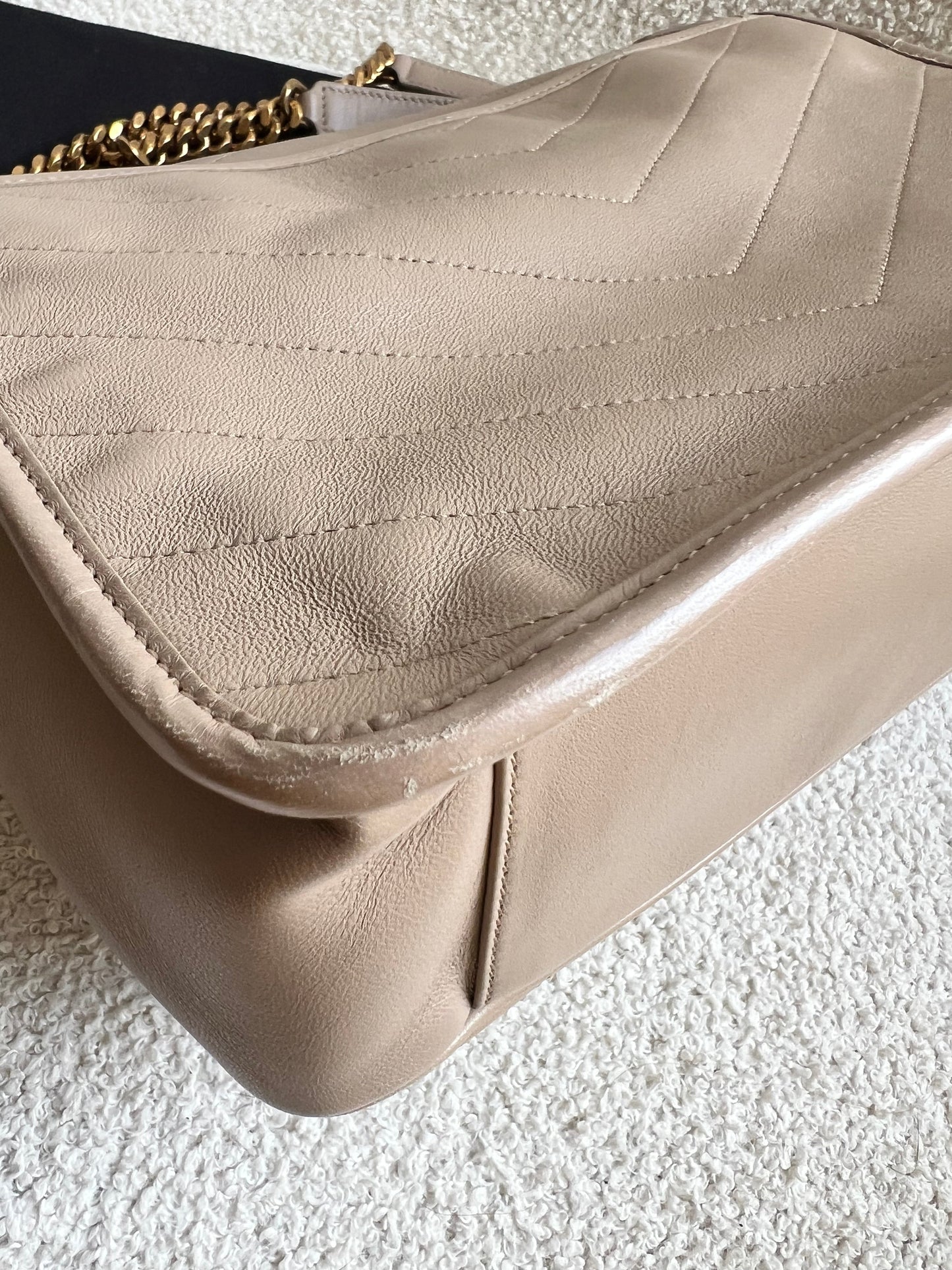 Yves Saint Laurent (YSL) Beige Medium Niki Chain Bag (RRP £2500)