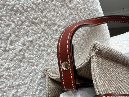Chloe Small Soft Tan Linen Woody Tote Bag (£890)