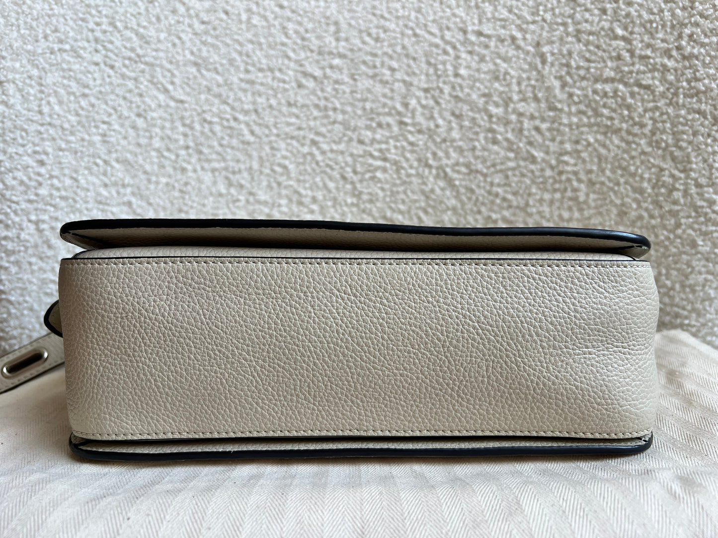 Mulberry Billie in Chalk Small Classic Grain (RRP £895)