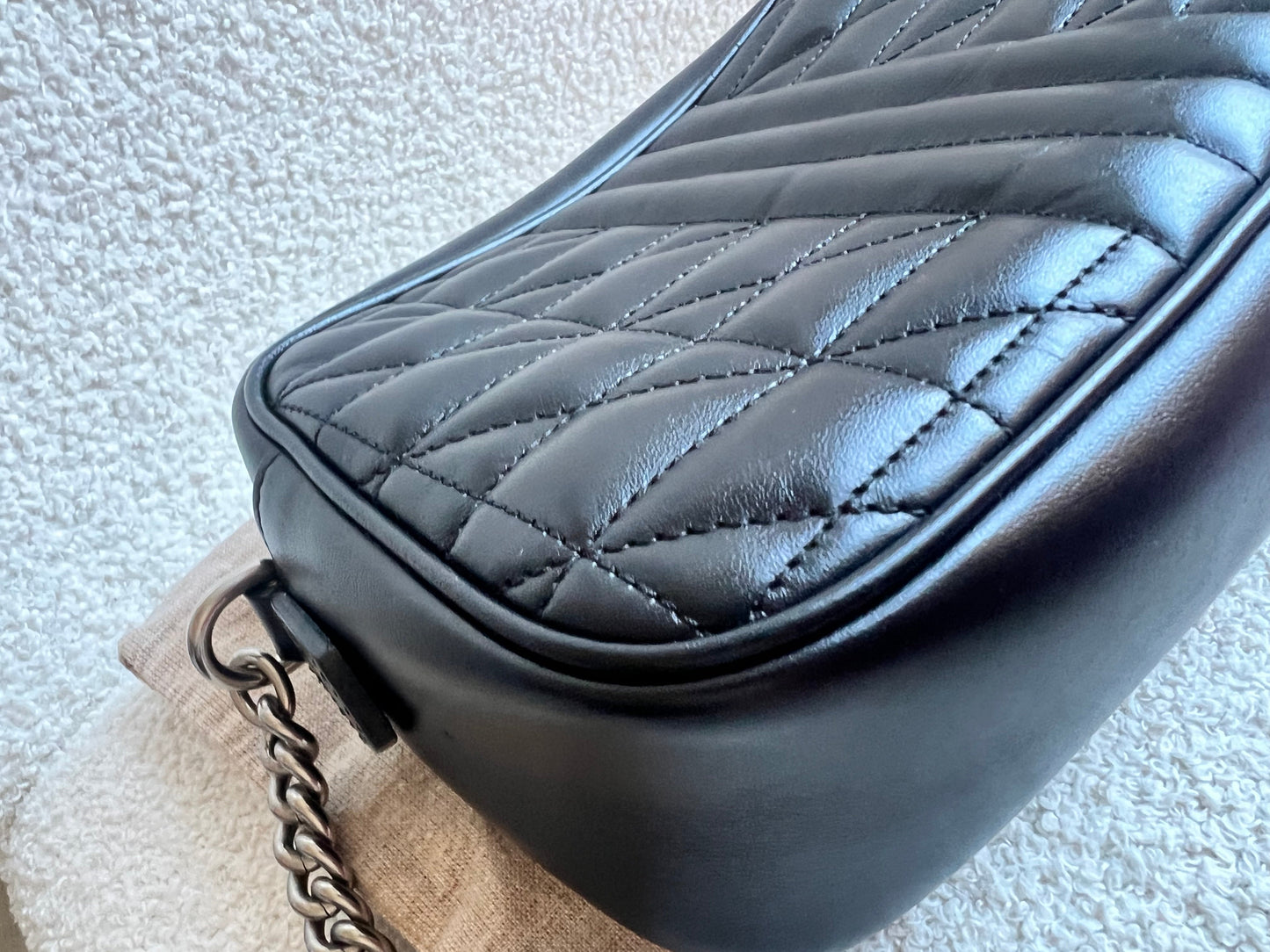 Gucci Aria GG Black Marmont Small Shoulder Bag (RRP £1440)