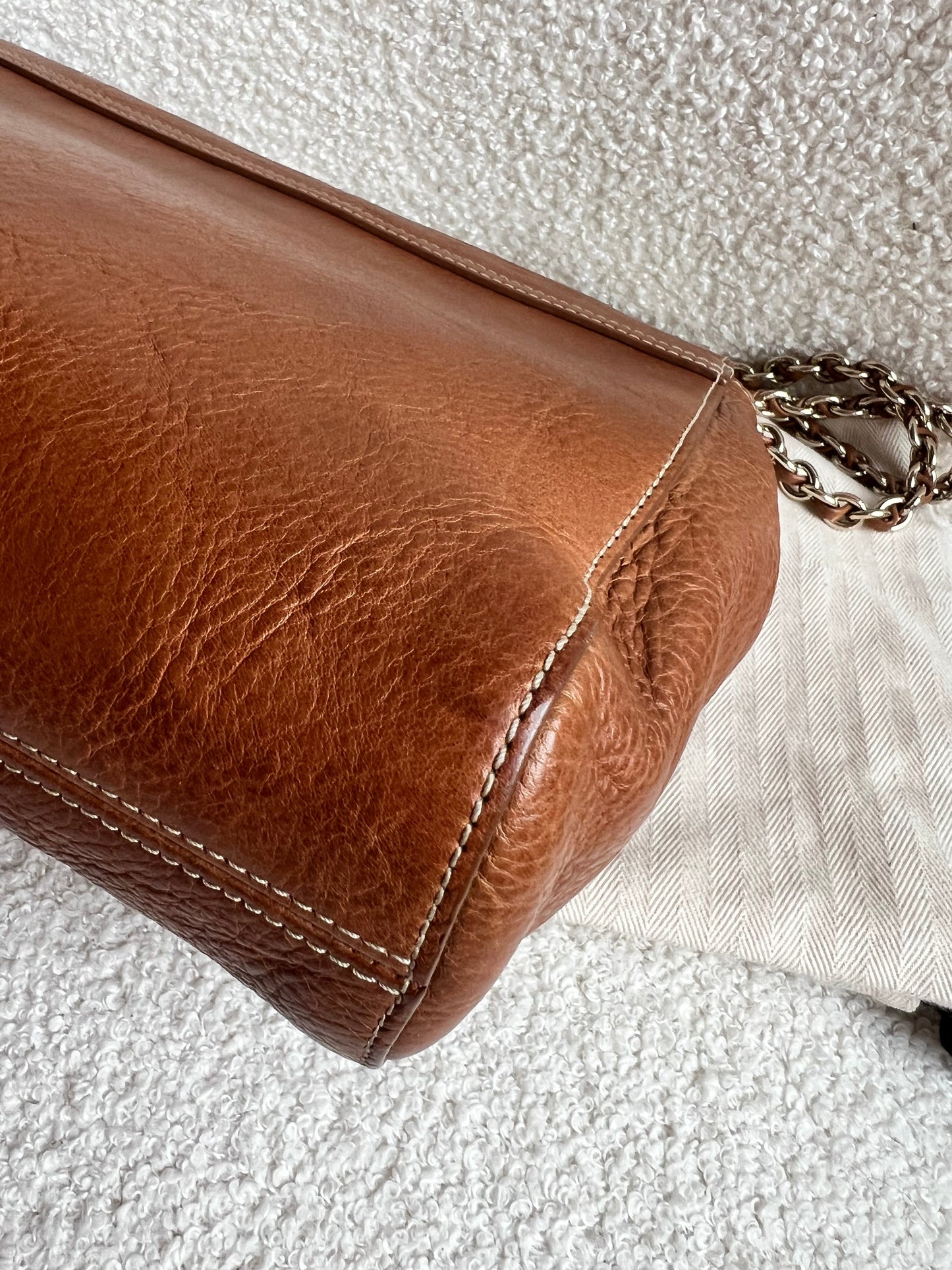Mulberry Oak Medium Lily with Gold Hardware (RRP £1095)