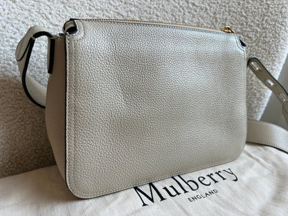 Mulberry Billie in Chalk Small Classic Grain (RRP £895)