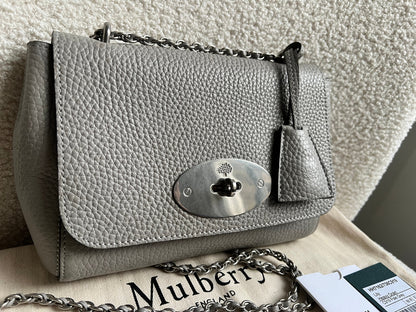 Mulberry Pale Grey Regular Lily Heavy Grain (RRP £1095)