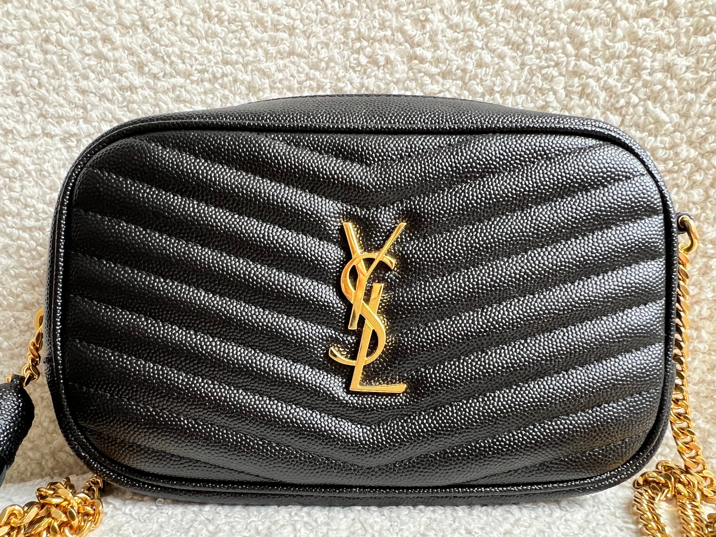 Yves Saint Laurent (YSL) Black Mini Lou Camera Bag (RRP £1285)