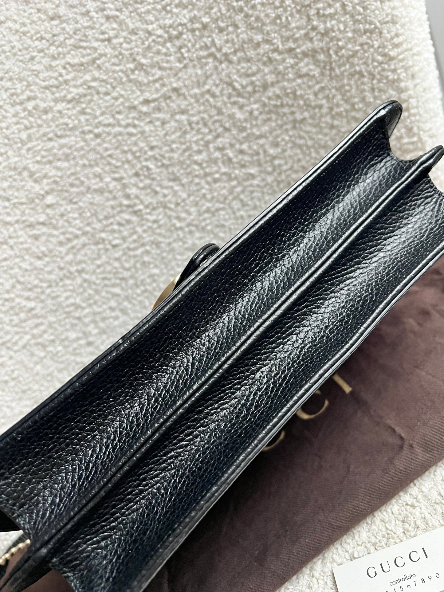 Gucci Interlocking GG Black Medium Shoulder Bag