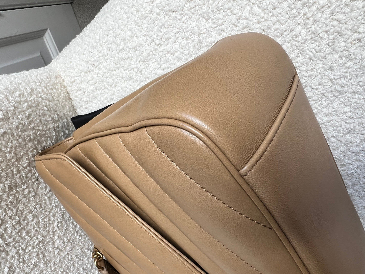 Yves Saint Laurent (YSL) Medium Natural Tan LouLou (RRP £2145)