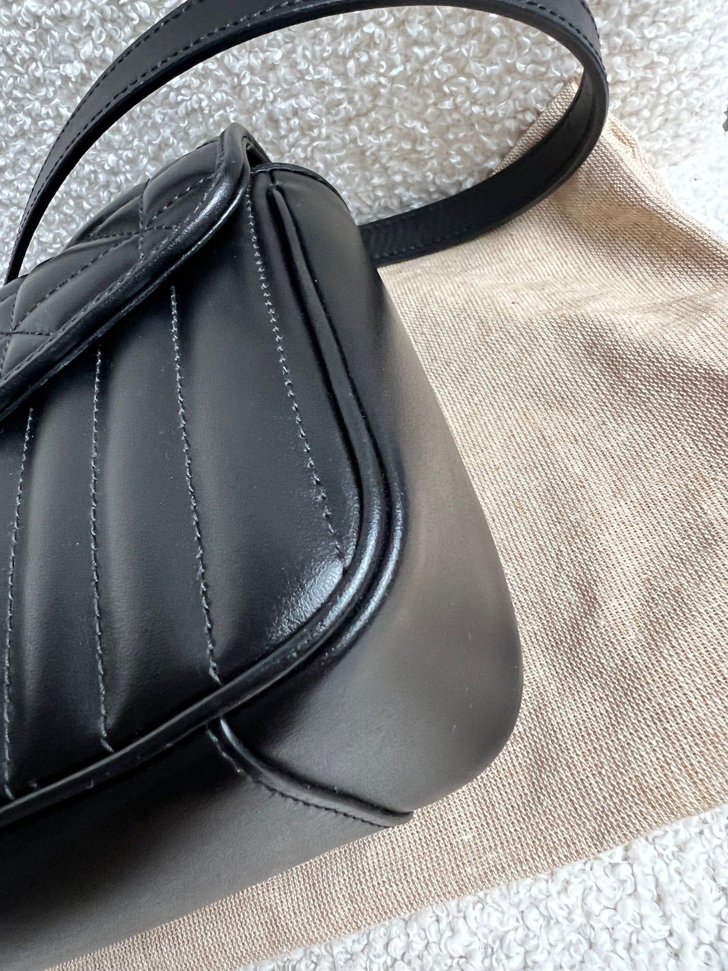 Gucci GG Black Aria Marmont Small Shoulder Bag (RRP £1800)