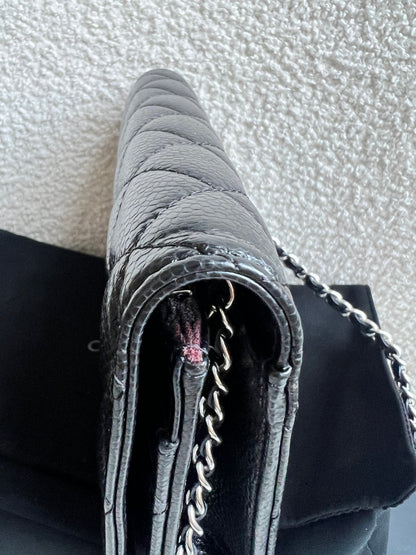 Chanel Black Caviar Wallet on Chain (RRP £2,930)