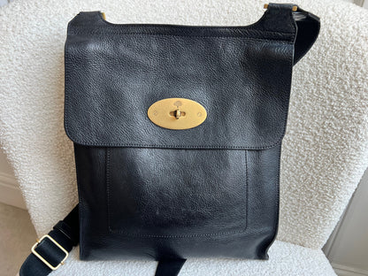 Mulberry Large Black Antony (RRP £695)
