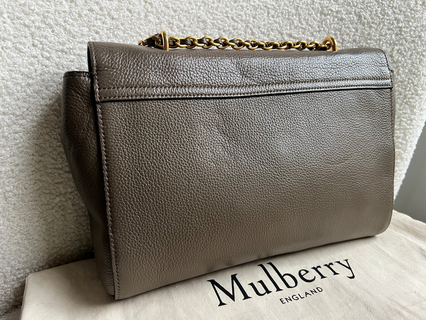 Mulberry Clay Medium Lily with Gold Hardware (RRP £1095)