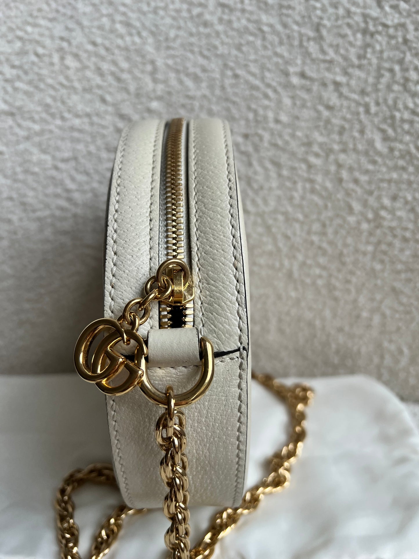 Gucci GG Round White Ophidia Small Shoulder Bag