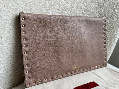 Valentino Garavani Rockstud Calfskin Clutch Pouch Rose Poudre (RRP £540)