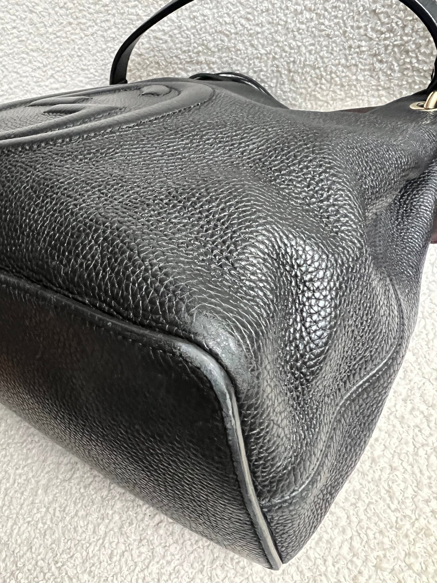 Gucci Soho Large Hobo in Black Pebbled Calfskin