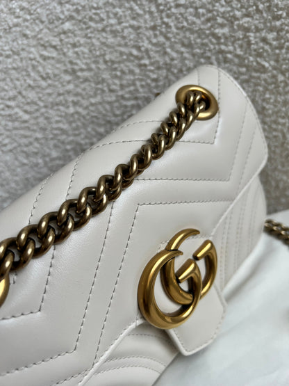 Gucci GG White Marmont Mini Shoulder Bag (RRP £1,890)