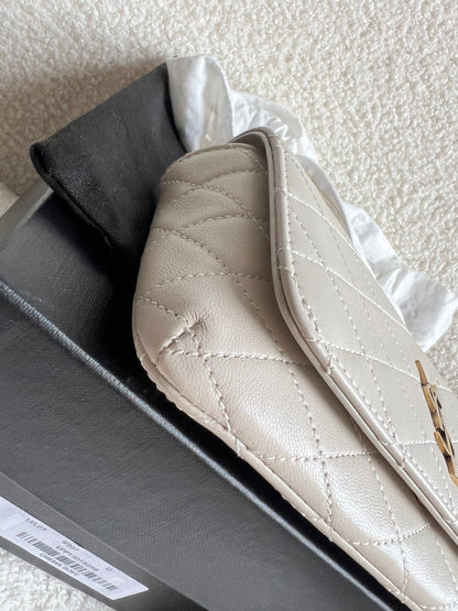 Yves Saint Laurent (YSL) Blanc Vintage Gaby Phone Pouch (RRP £920)