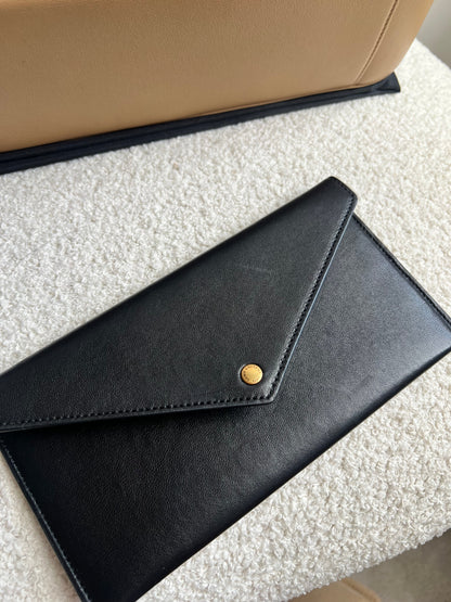 Yves Saint Laurent (YSL) Medium Natural Tan LouLou (RRP £2145)