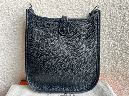 Hermes Evelyne TPM in Black Clemence Leather with Palladium Hardware