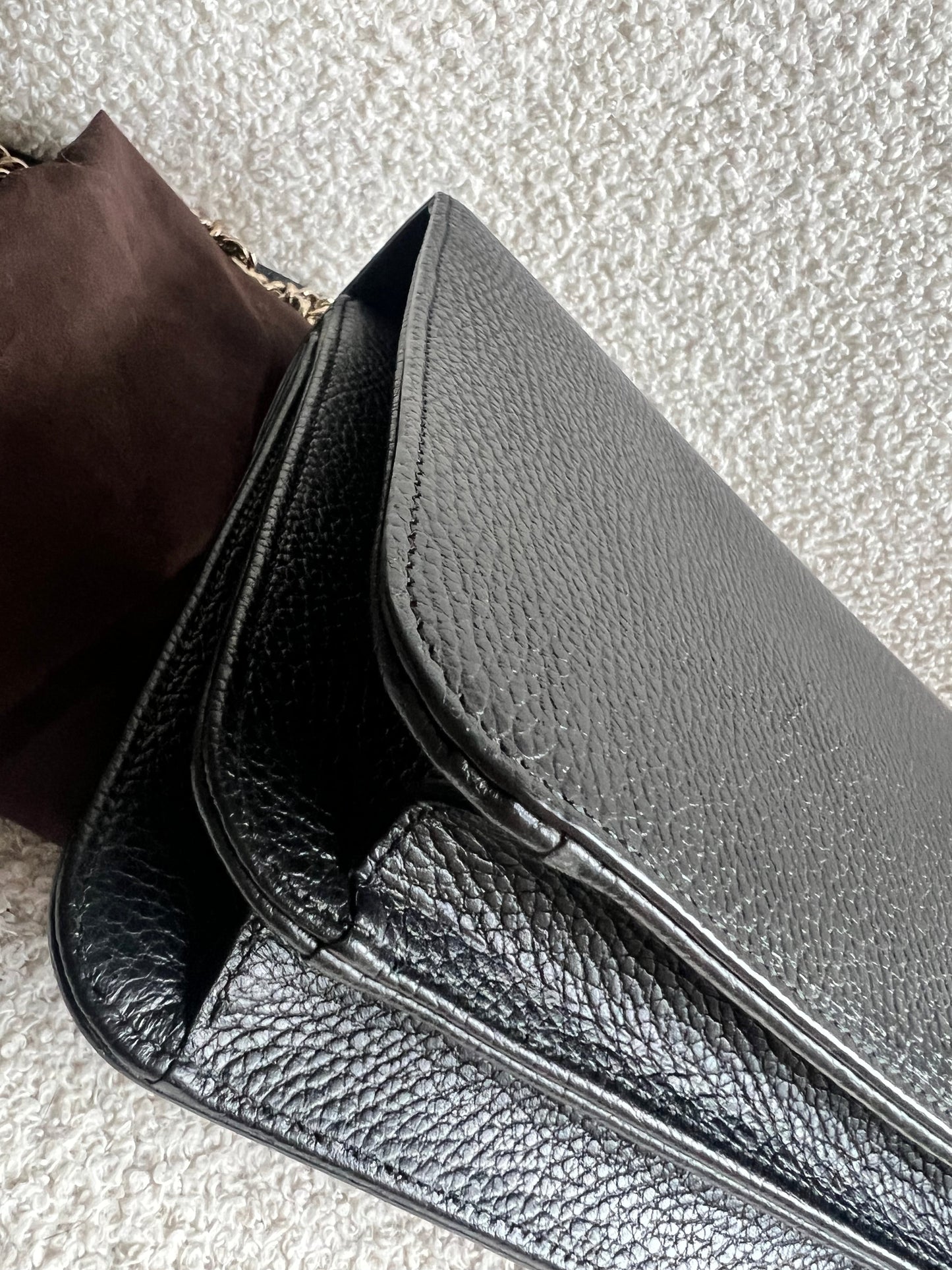 Gucci Interlocking GG Black Medium Shoulder Bag