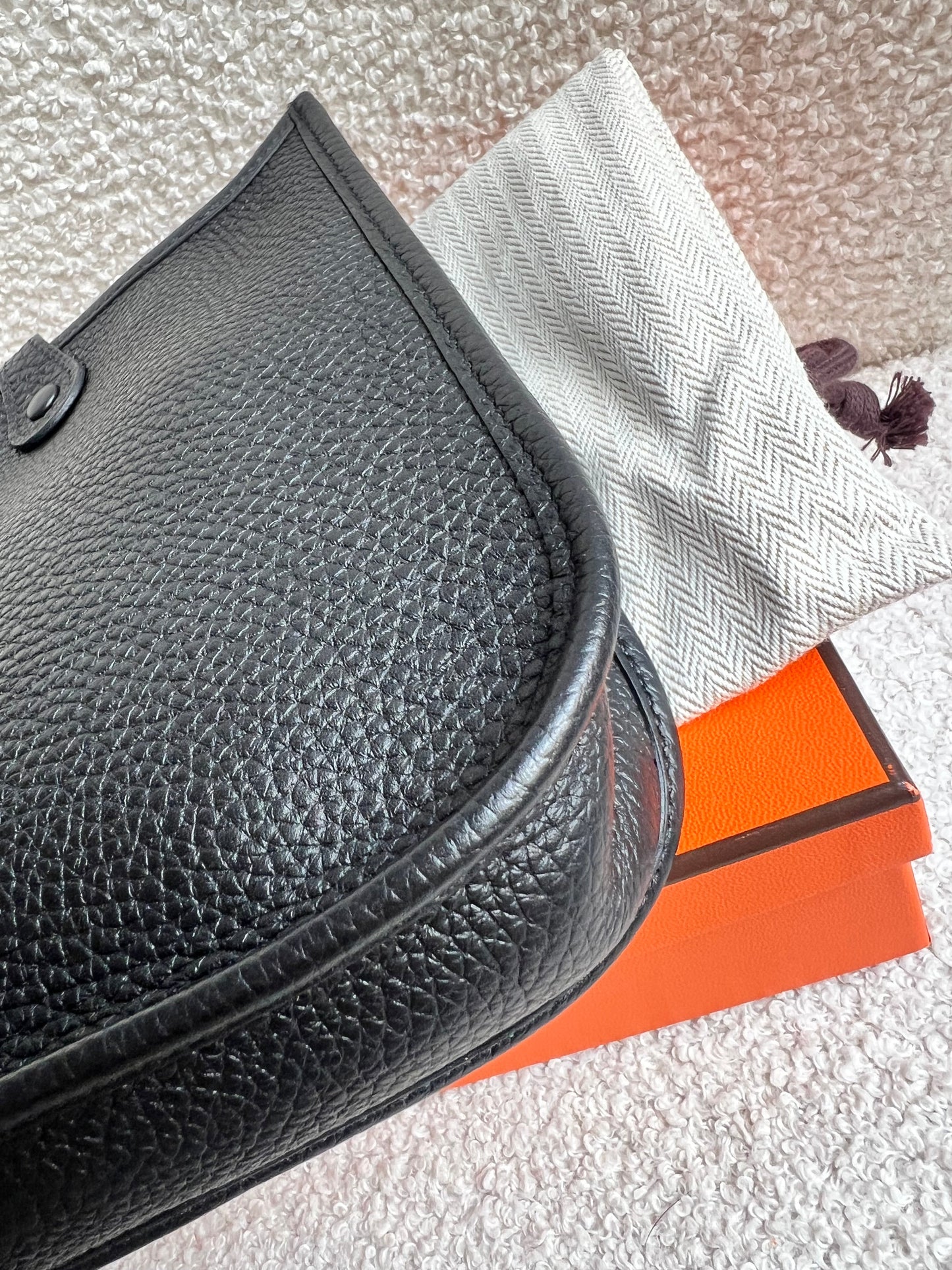 Hermes Evelyne TPM in Black Clemence Leather with Palladium Hardware