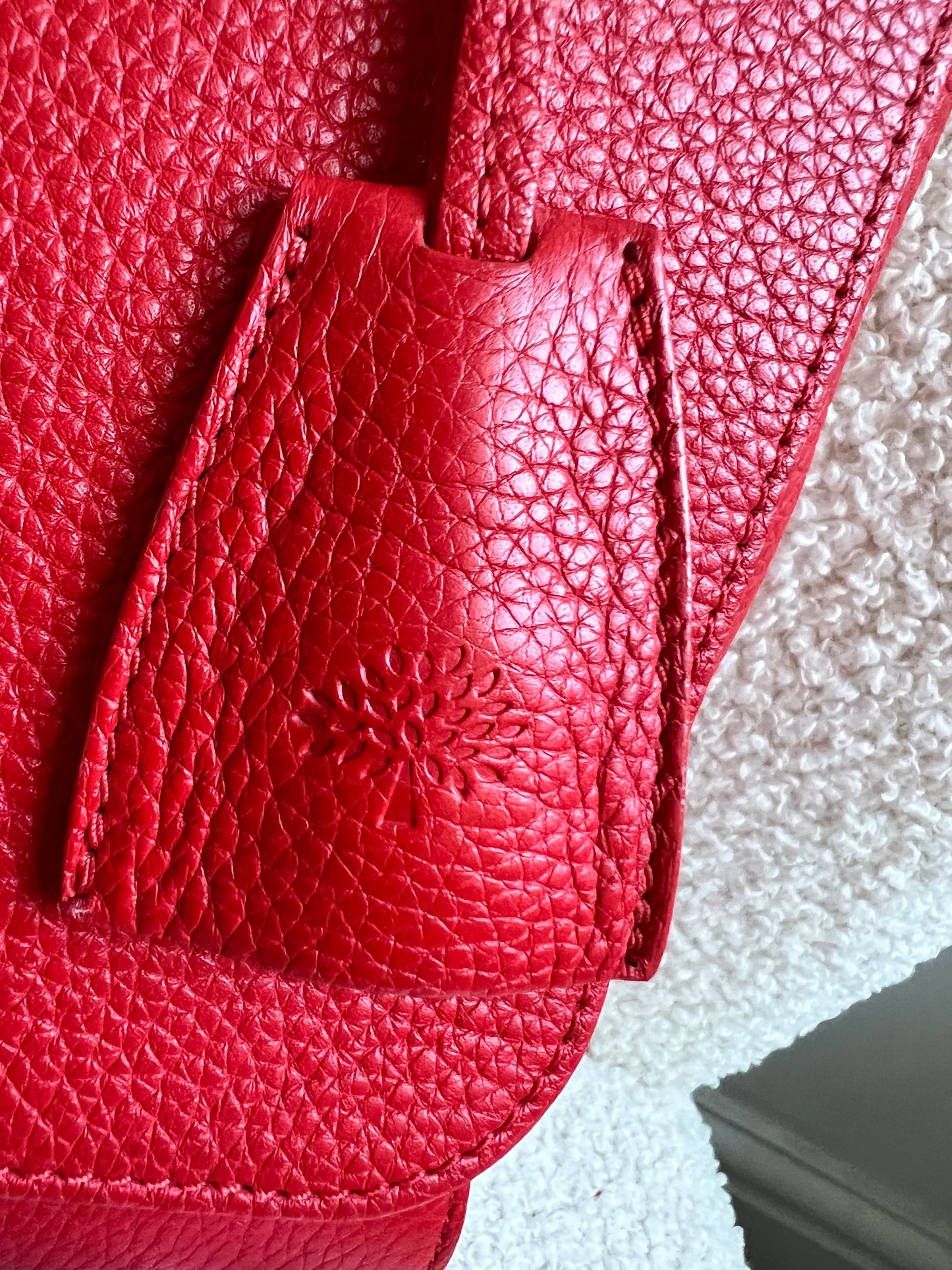 Mulberry Fiery Spritz Red Medium Lily with Gold Hardware (RRP £995)