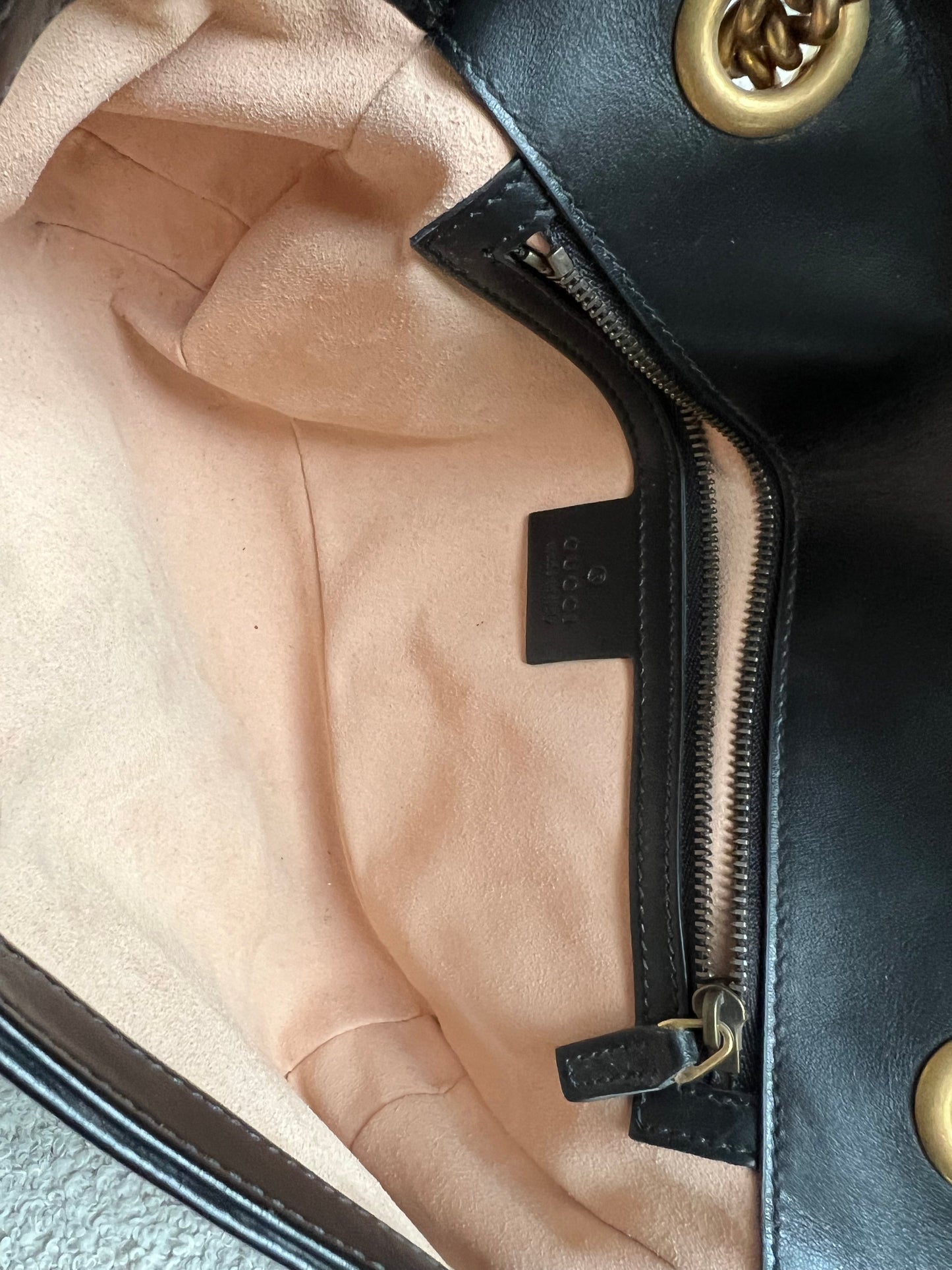Gucci GG Black Marmont Small Shoulder Bag (RRP £2070)