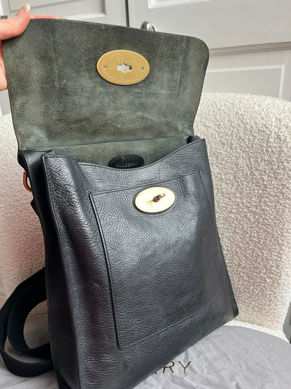 Mulberry Large Black Antony (RRP £695)
