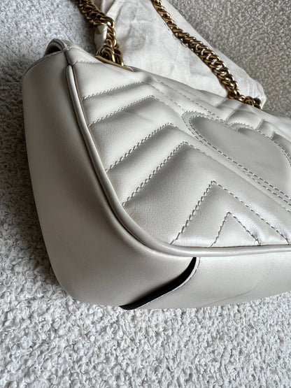 Gucci GG White Marmont Mini Shoulder Bag (RRP £1,890)