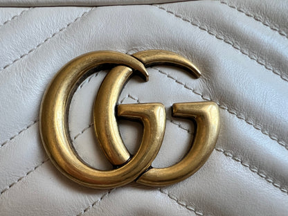 Gucci GG White Marmont Small Shoulder Bag (RRP £1440)