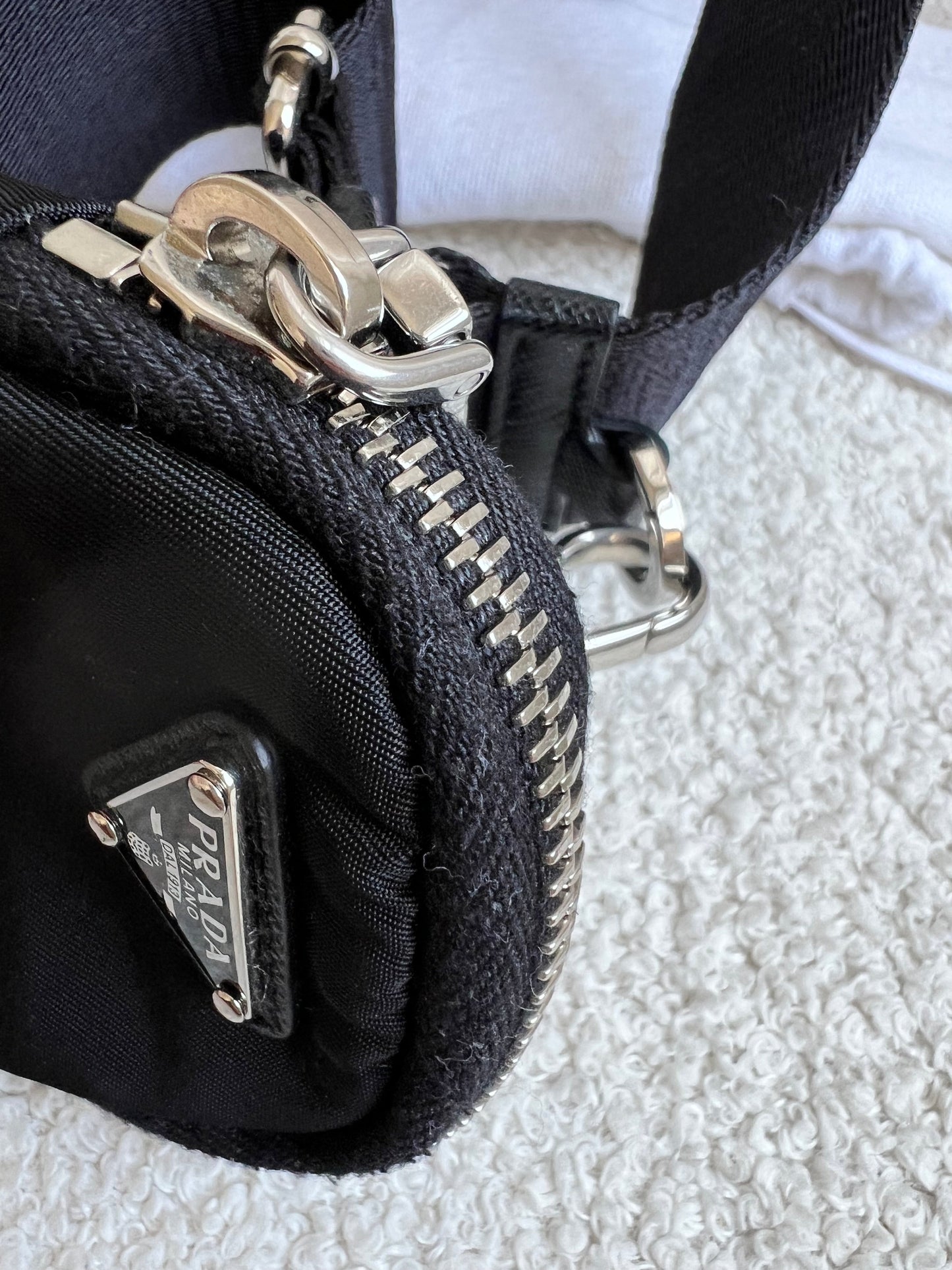 Prada Re-edition Black Nylon Shoulder Bag (RRP £1,500)