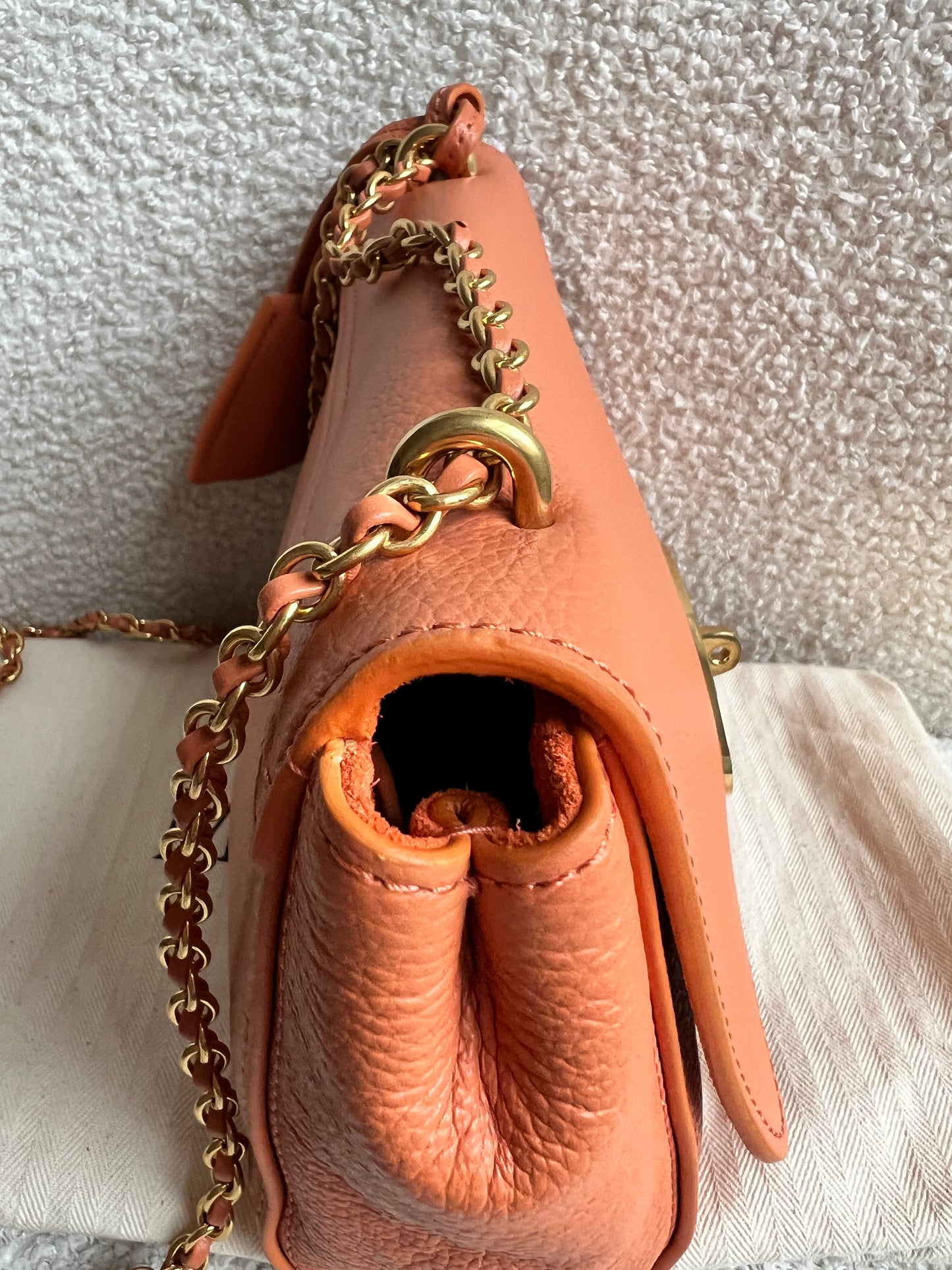 Mulberry Apricot Regular Lily with Gold Hardware (RRP £995)