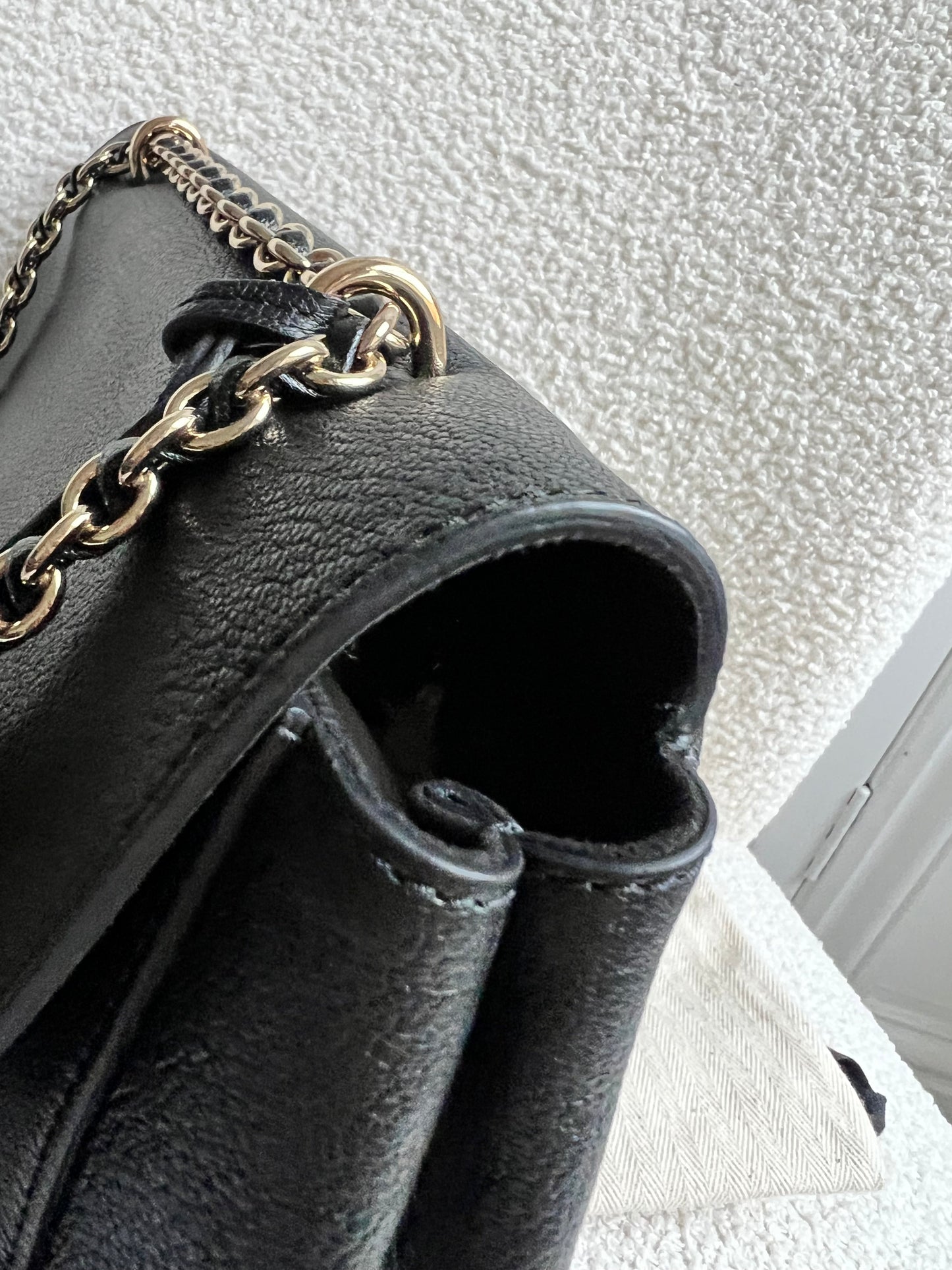 Mulberry Black Medium Lily with Gold Hardware (RRP £1195)