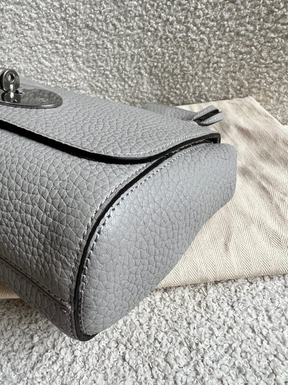 Mulberry Pale Grey Regular Lily Heavy Grain (RRP £1095)