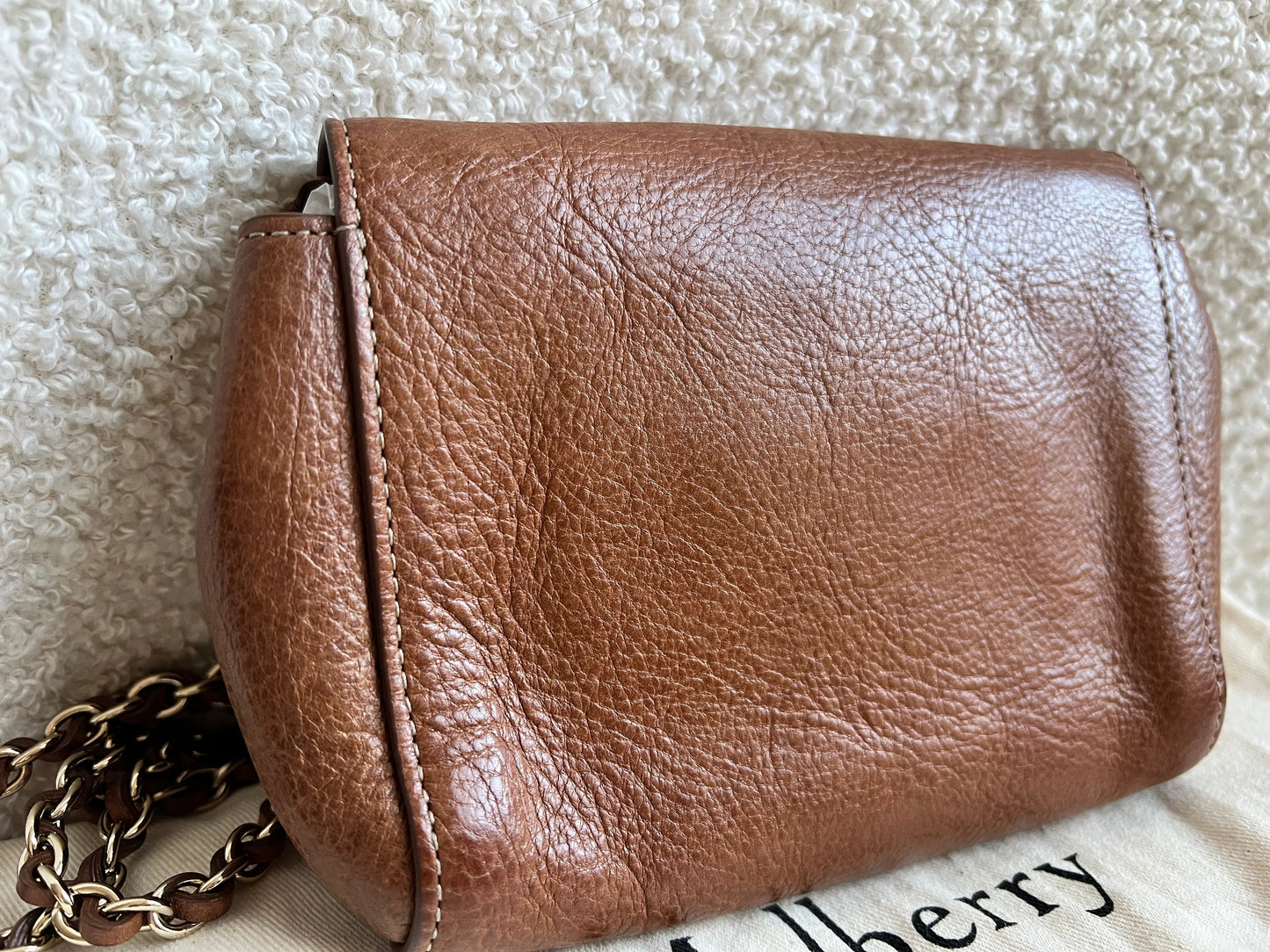 Mulberry Oak Mini Lily with Gold Hardware