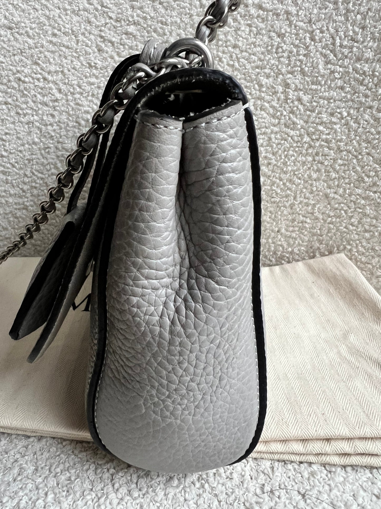Mulberry Pale Grey Regular Lily Heavy Grain (RRP £1095)